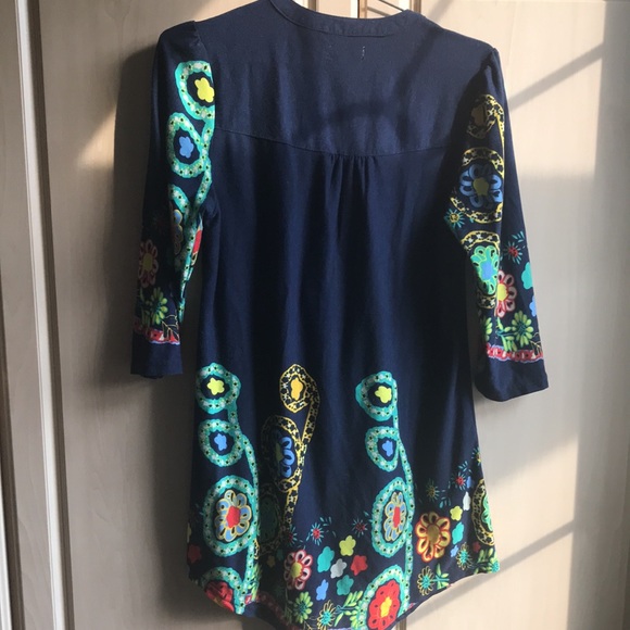 REBORN tunic - Picture 8 of 13